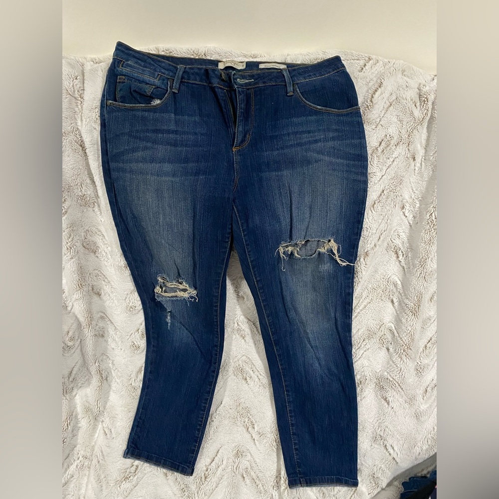 Jessica Simpson crop jeans